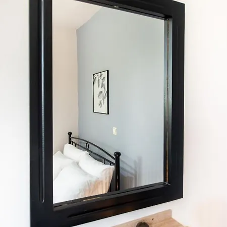 Simple, Calm And Center